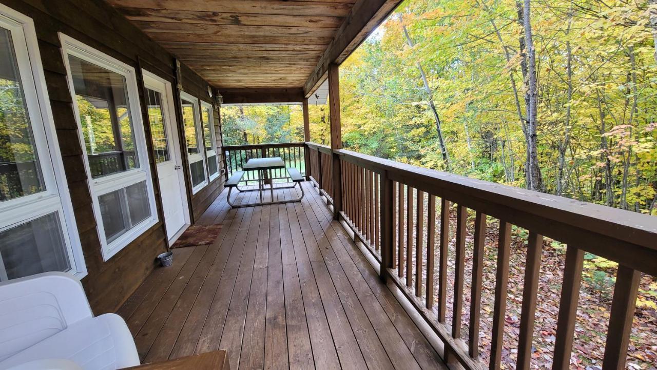 Parkway Cottage Resort And Trading Post Dwight Zewnętrze zdjęcie